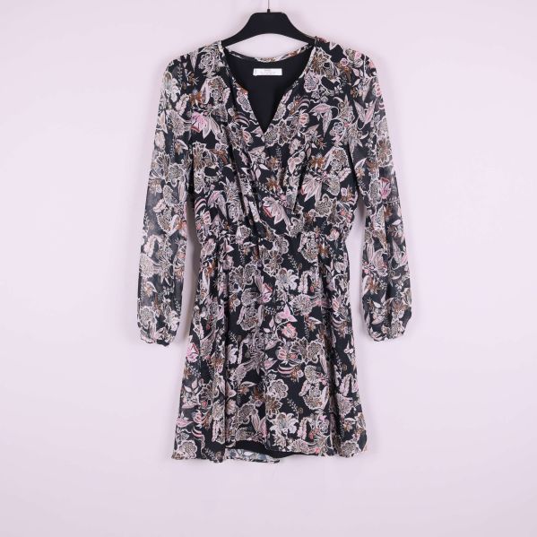 Blommig klänning med V-ringning, framsida