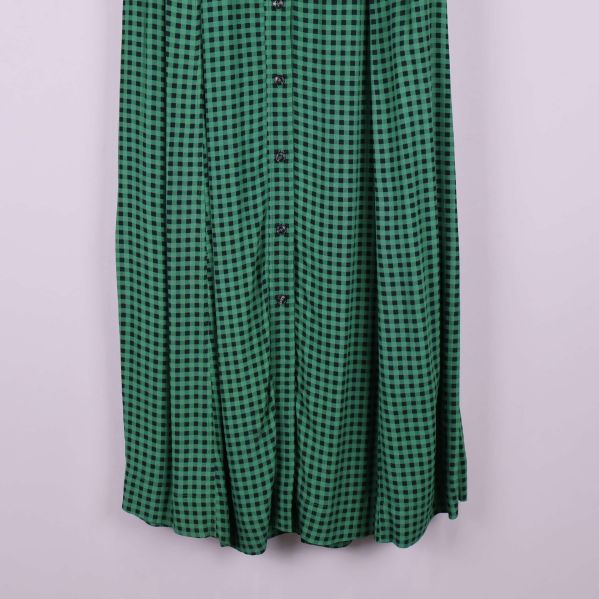 Vidd och fall på kjolens nederdel