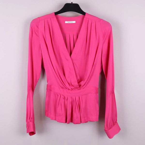Draperad rosa blus fram