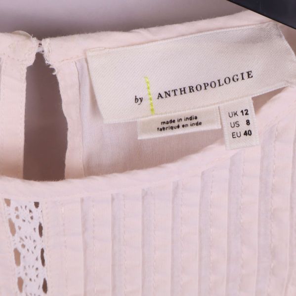 Närbild på etikett by Anthropologie EU 40