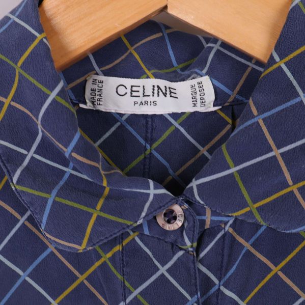 Närbild på krage och etikett från Celine Paris