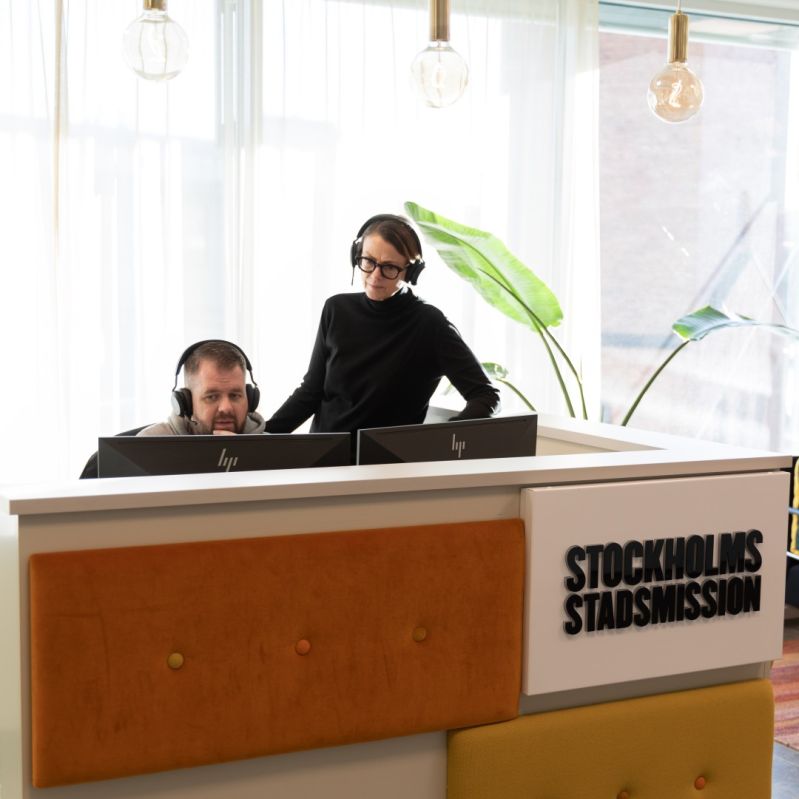 Givarservice på Stockholms Stadsmission.