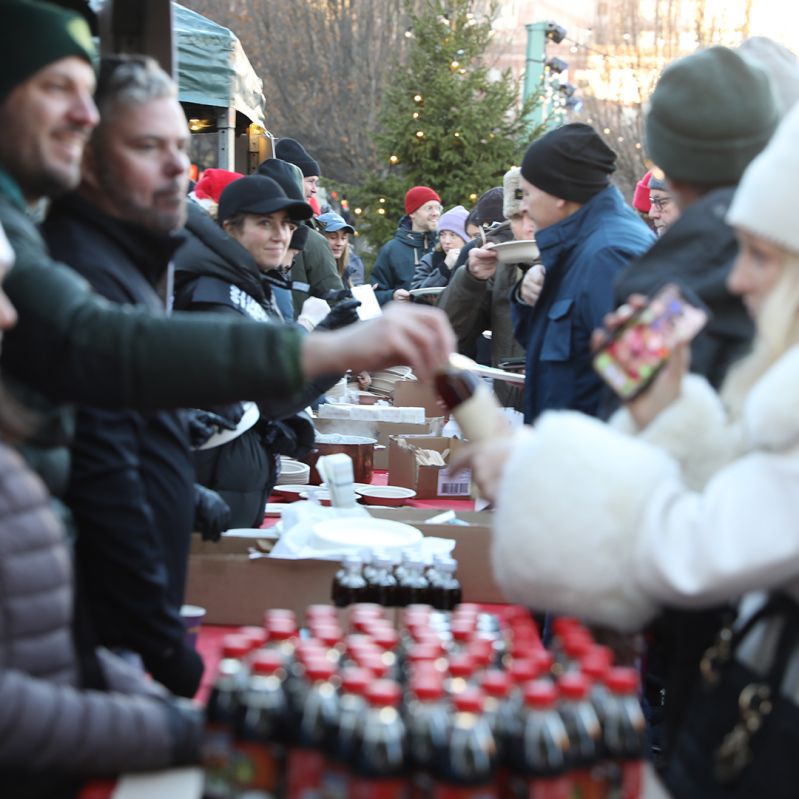 Stockholms godaste jullunch i Kungsträdgården 2023.