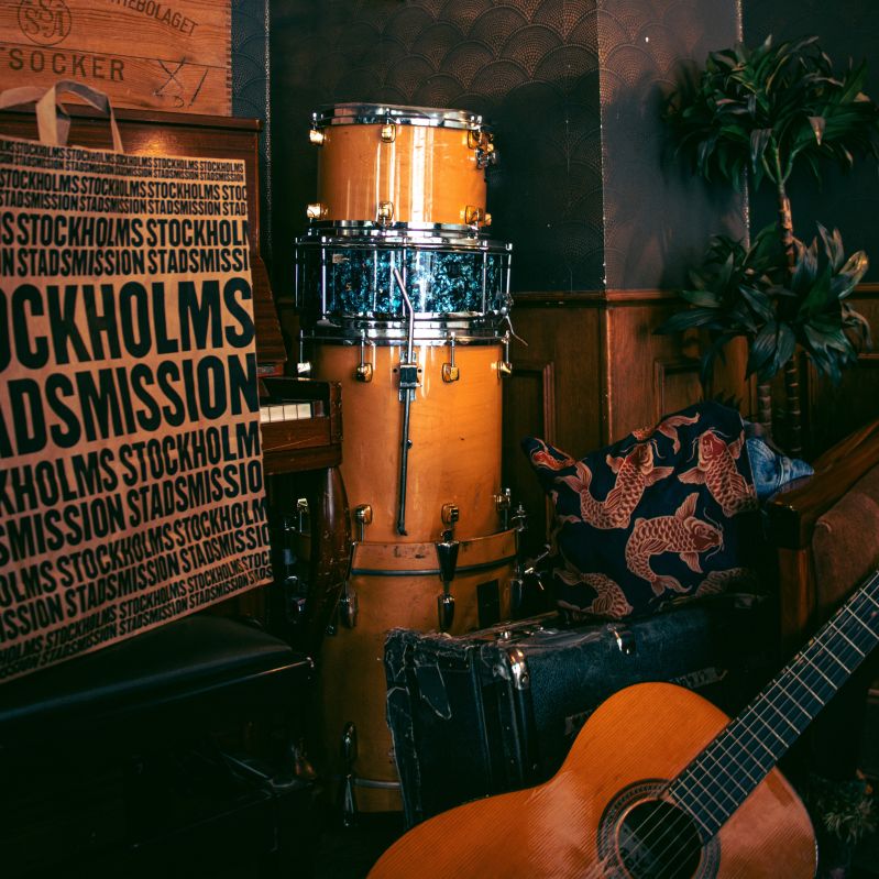 Stockholms Stadsmission Second hand instrument
