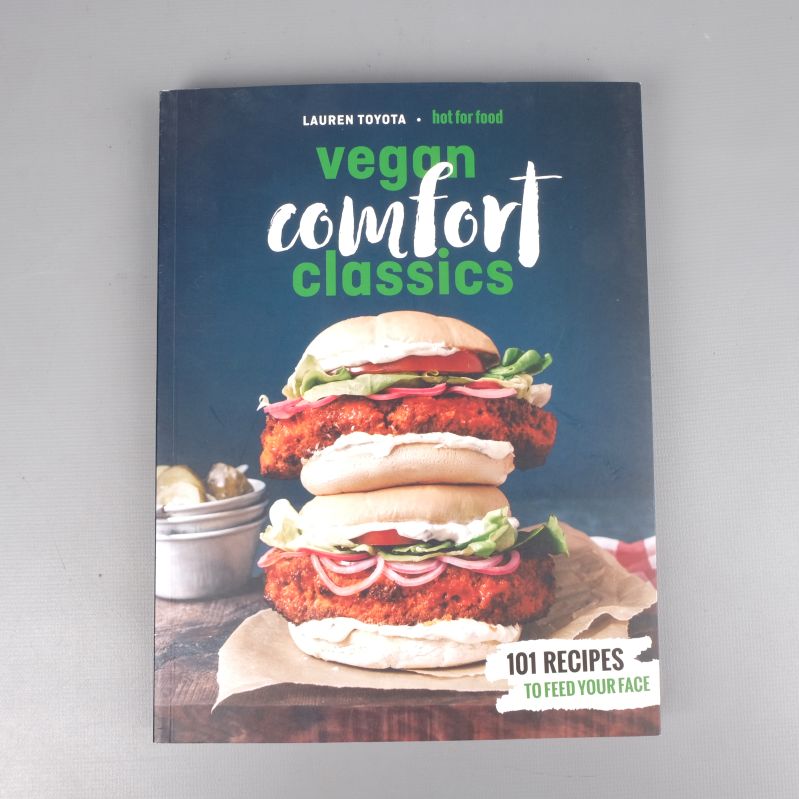 Framsida av boken Vegan Comfort Classics