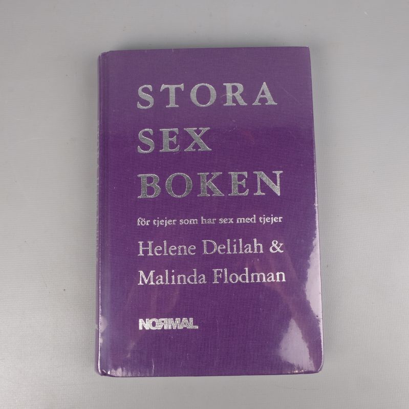 Framsida av Stora sexboken i lila