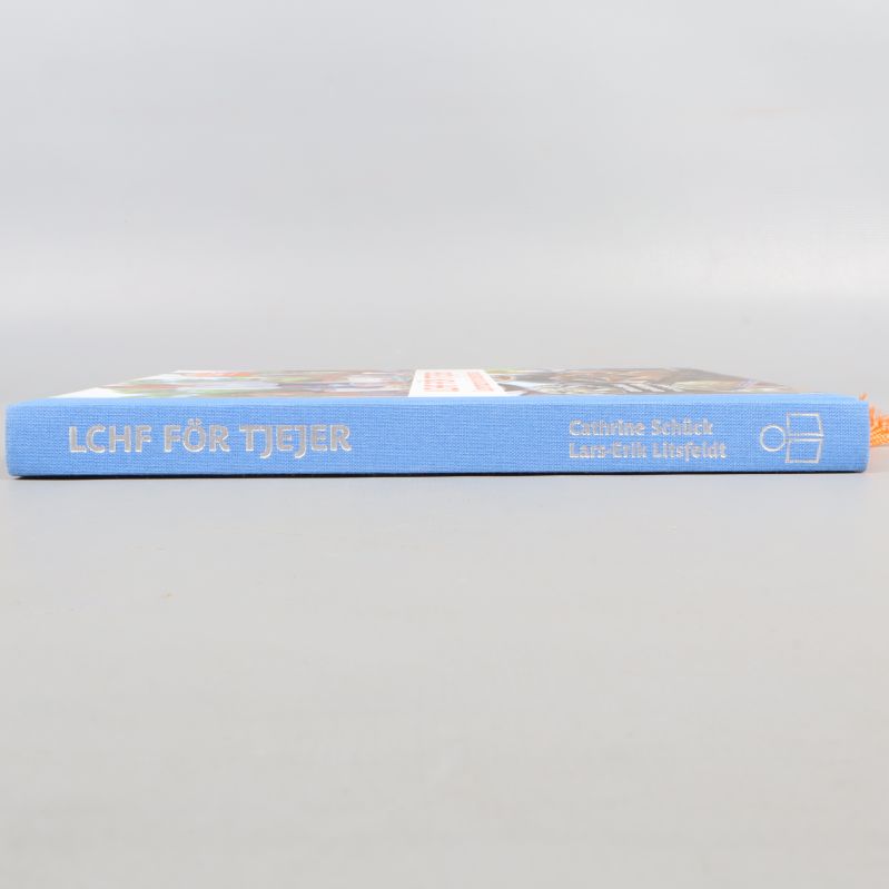 Bokrygg med titeln LCHF för tjejer
