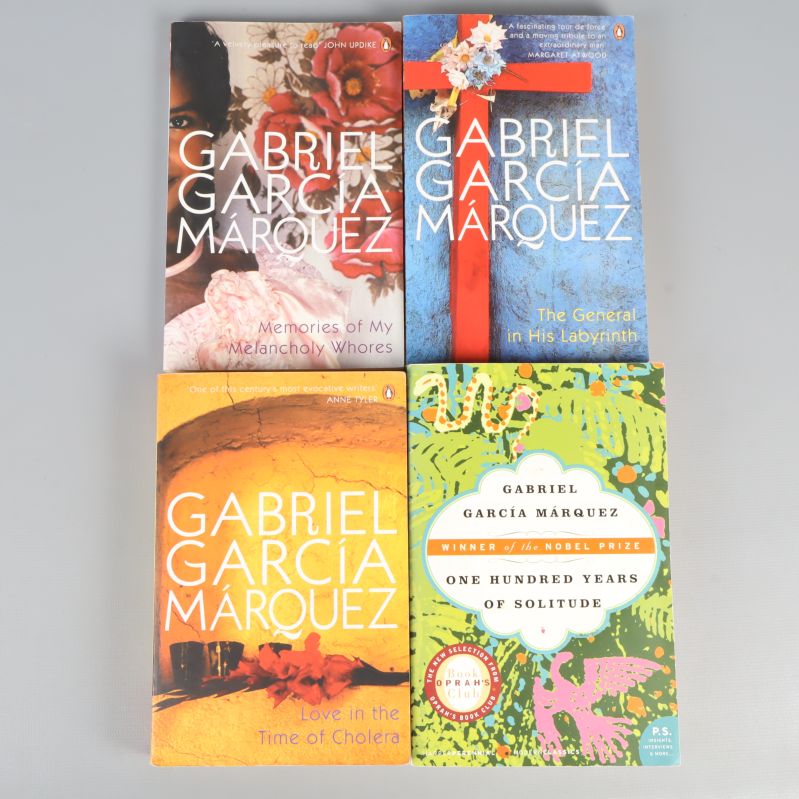 Fyra böcker av Gabriel Garcia Marquez på framsidan