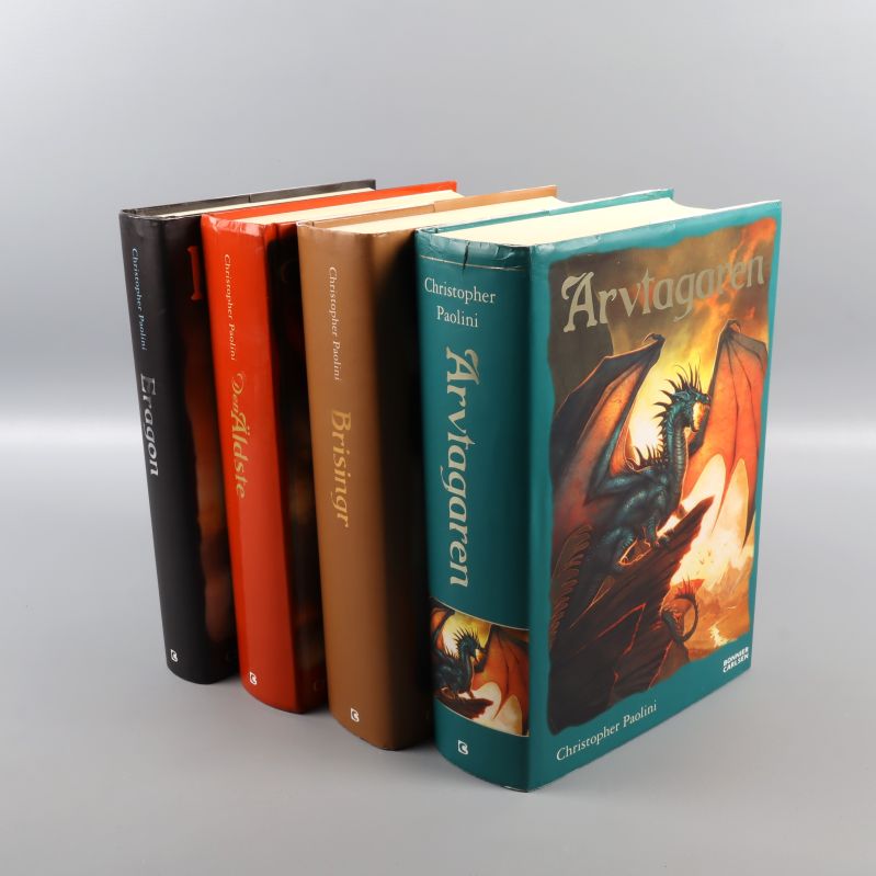 Eragon-serien böcker av Christopher Paolini på rad