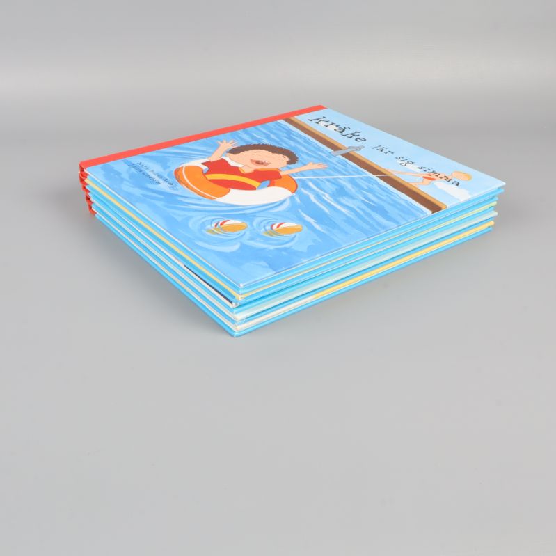 Fem Kråke-böcker i en hög med framsidorna synliga