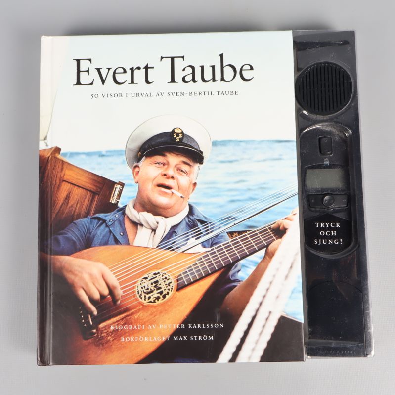 Framsidan av boken Evert Taube med ljudmodul