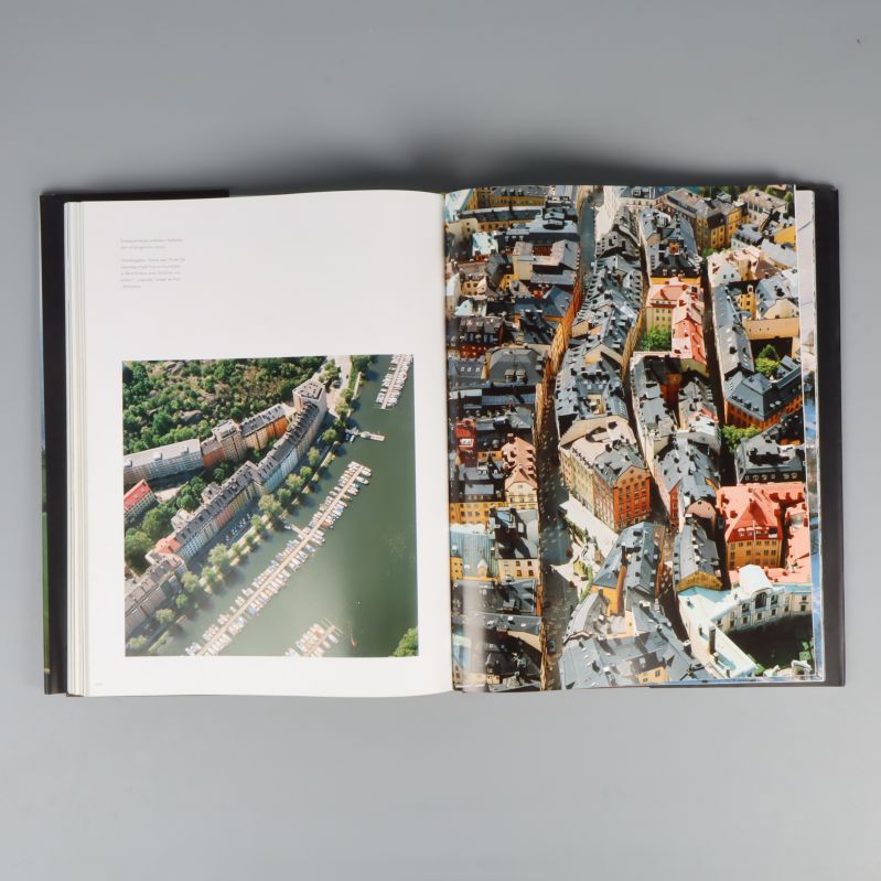 Uppslag från boken med illustrationer och text