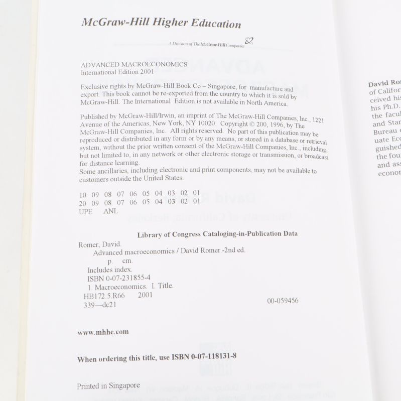 Förlagssida i Advanced Macroeconomics med publiceringsinformation och ISBN