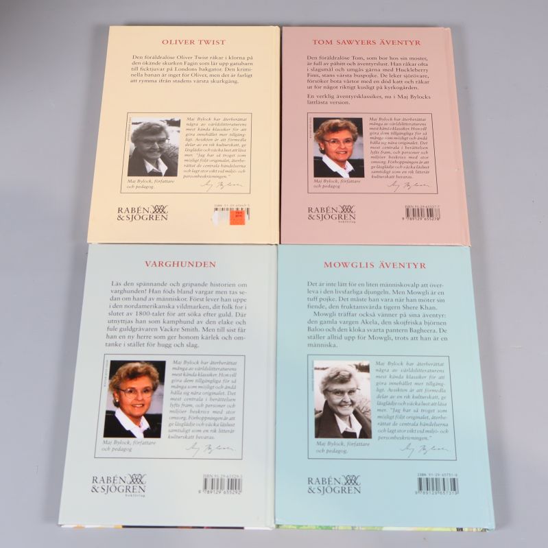 Bokens baksidor med beskrivningar och författarfoto, var och en i olika pastellfärger