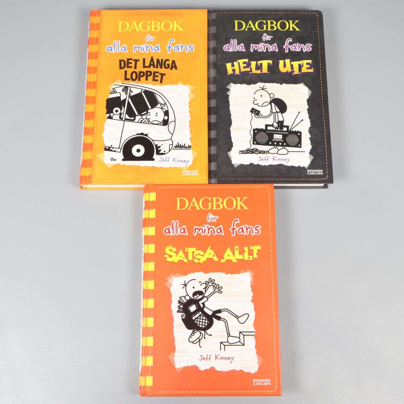 Tre böcker ur Dagbok för alla mina fans-serien med färgglada omslag