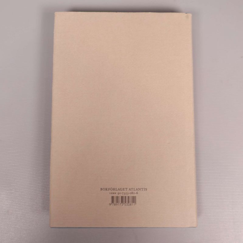 Baksidan av boken med ISBN och förlagsinformation