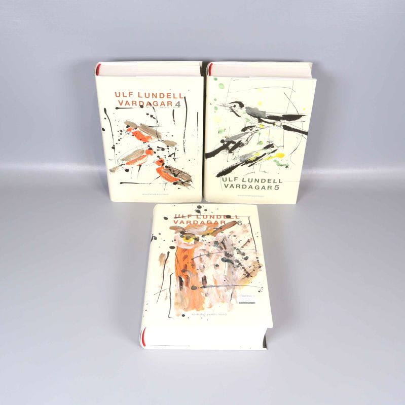 Framsidor av tre böcker ur Vardagar-serien med fågelillustrationer och text