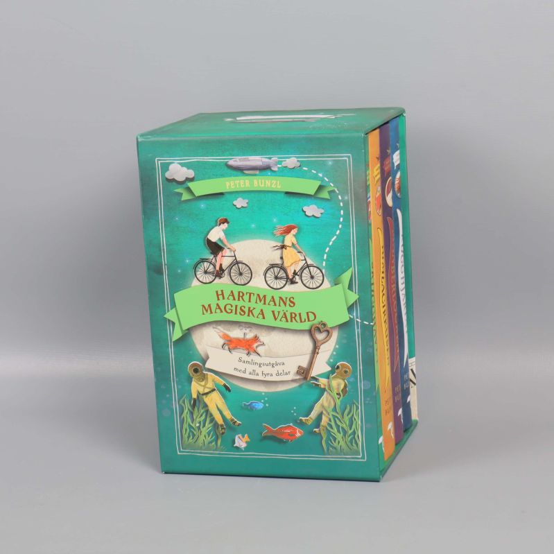 Samlingsbox Hartmans magiska värld stående från framsidan