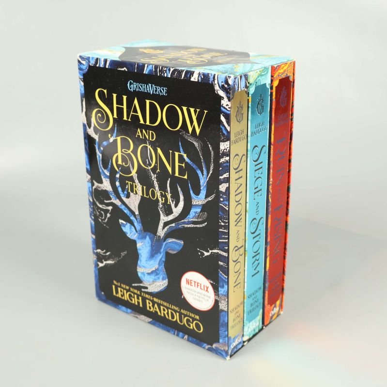 Grishaverse Shadow and Bone trilogin boxset med tre böcker