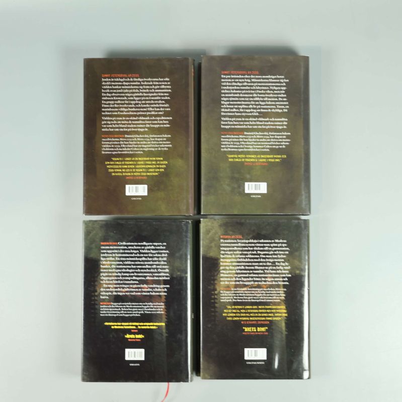 Baksidor av fyra böcker ur Metro 2033-universumet med text och streckkoder