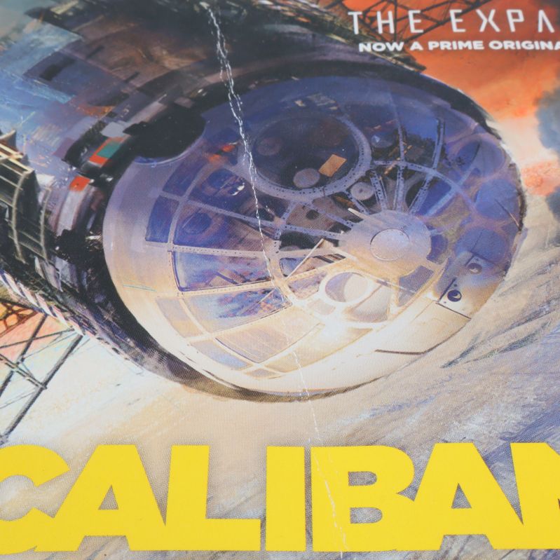 Närbild av veck på omslaget 