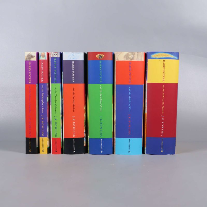 Detalj med ISBN-nummer från två Harry Potter-böcker