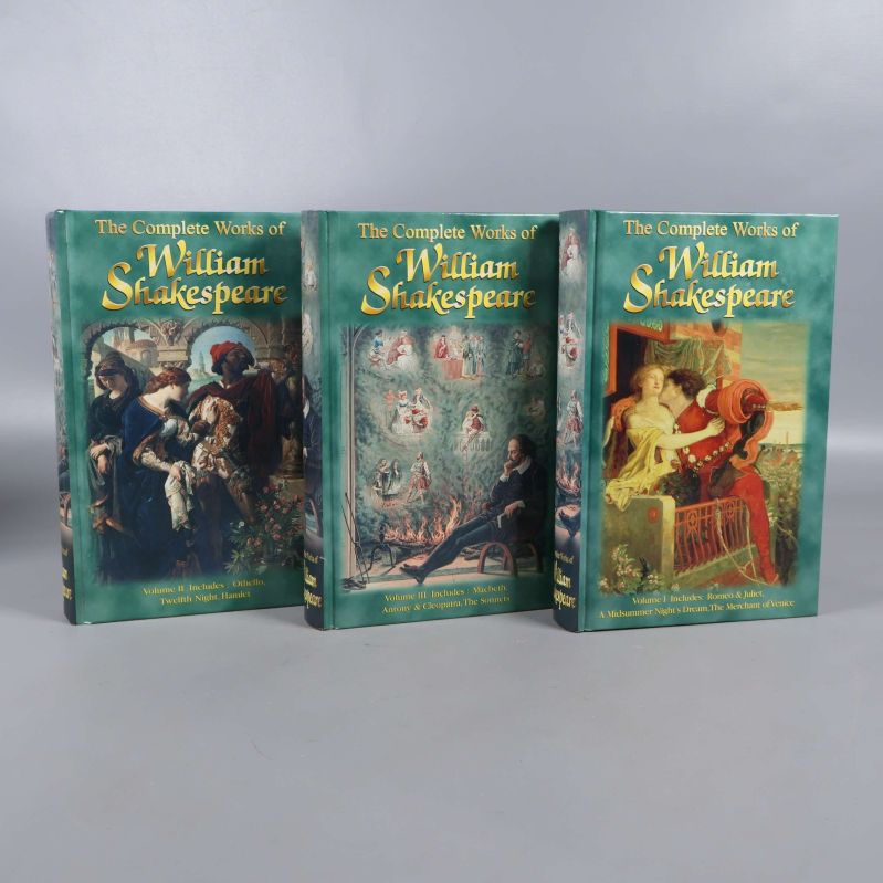 Framsidan av de tre volymerna The Complete Works of William Shakespeare i boxset
