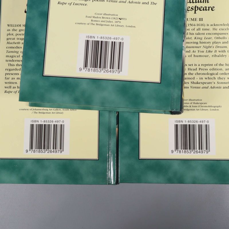 Närbild av ISBN-streckkod på The Complete Works of William Shakespeare, visar tydligt ISBN-numret