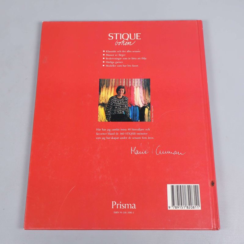 Bokens baksida med kort beskrivning, foto och ISBN-nummer