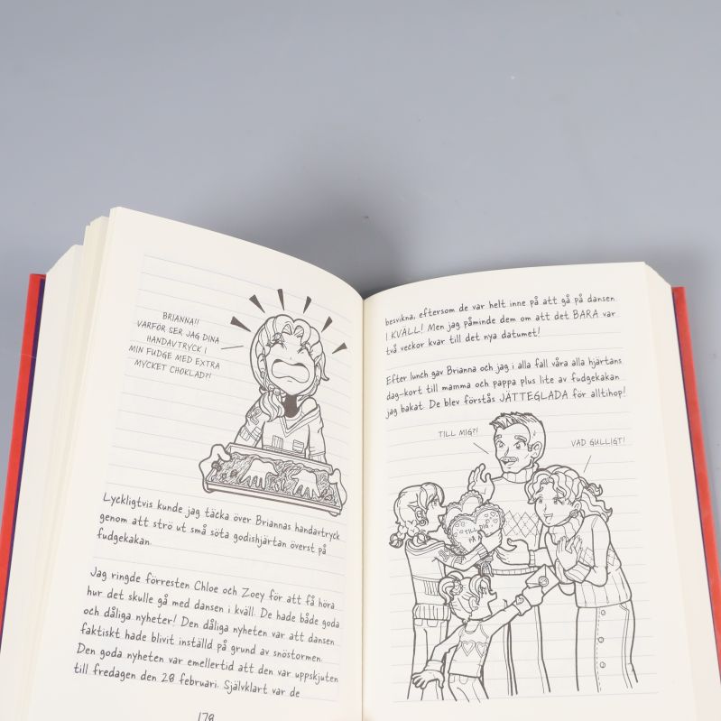 Uppslag ur boken med serieillustration och text om Alla hjärtans dag