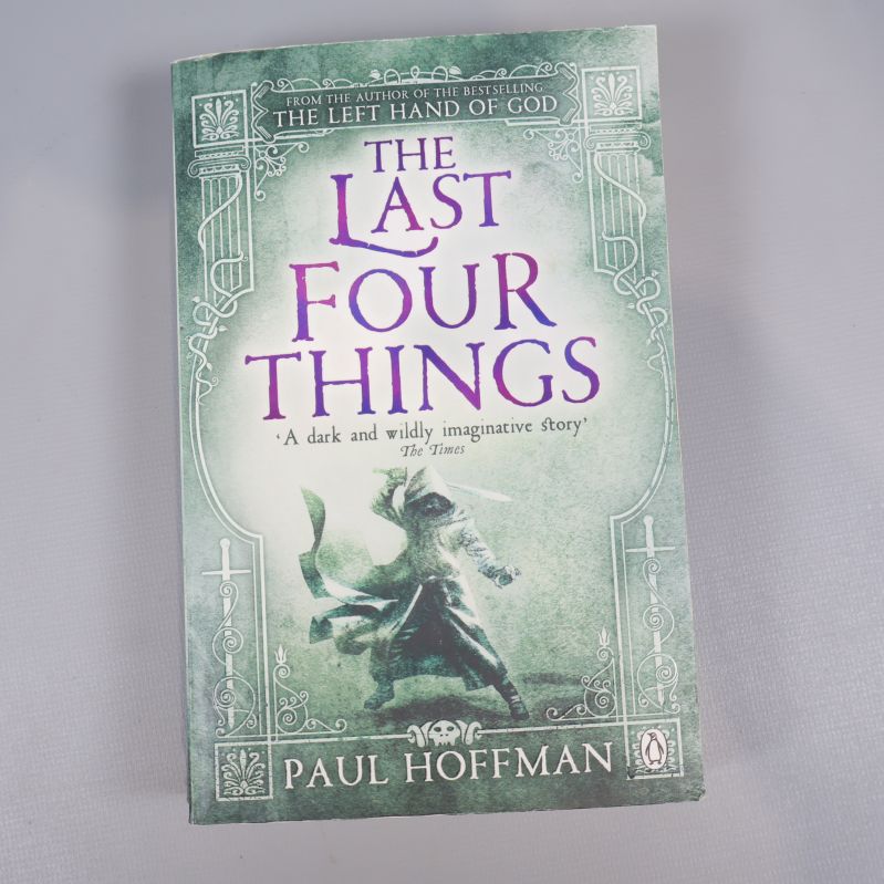 Framsidan av boken The Last Four Things av Paul Hoffman med grön design