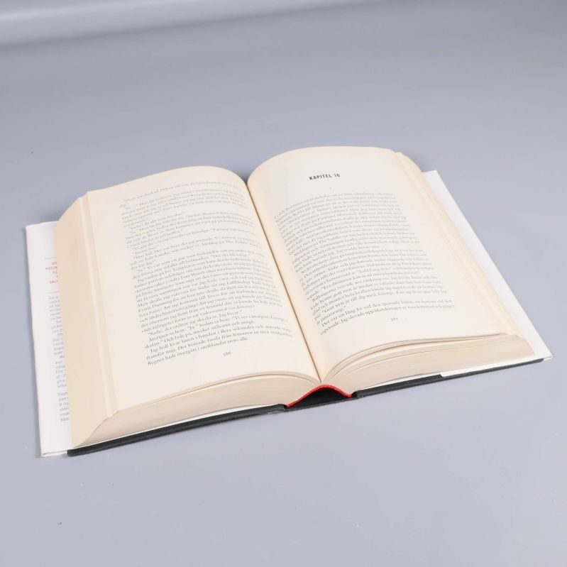 Boken 22/11 1963 uppslagen, visar flera sidor med löpande text