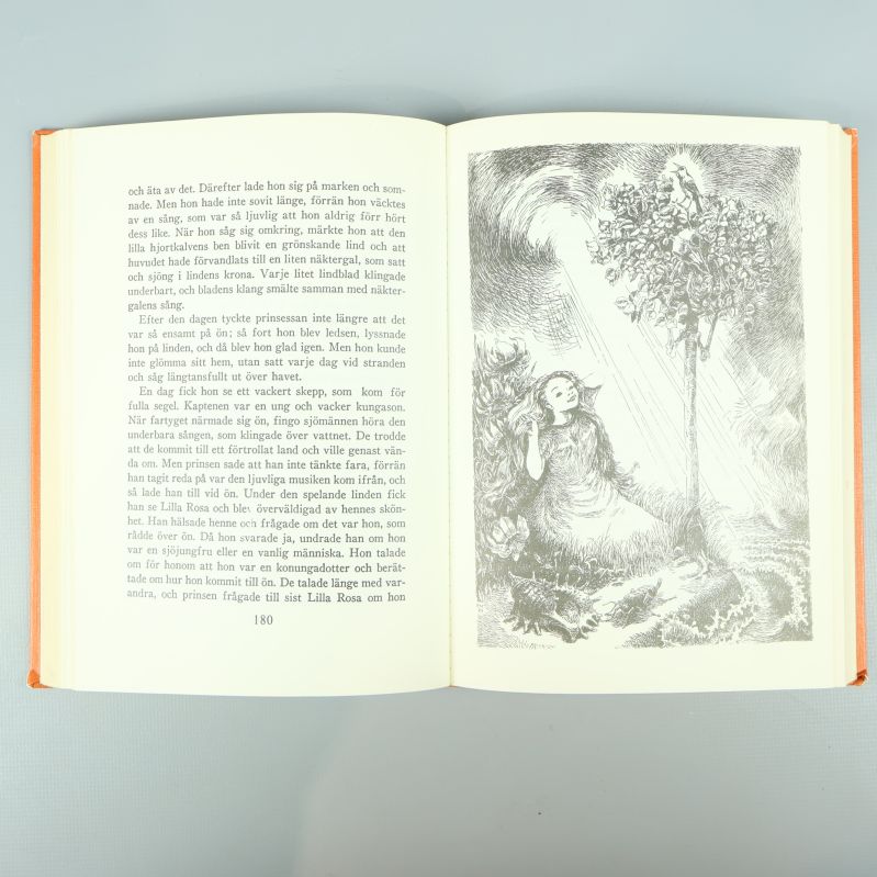Uppslag med text och illustration ur Svenska folksagor