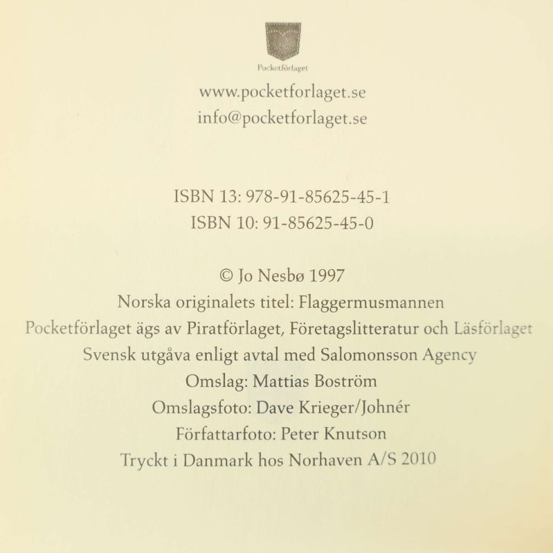 Sida med ISBN-information och upphovsrätt för Fladdermusmannen