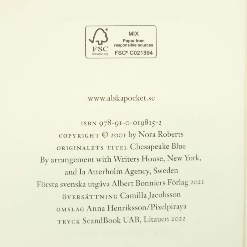 Innersida med ISBN, copyright och tryckinformation för Vid horisonten