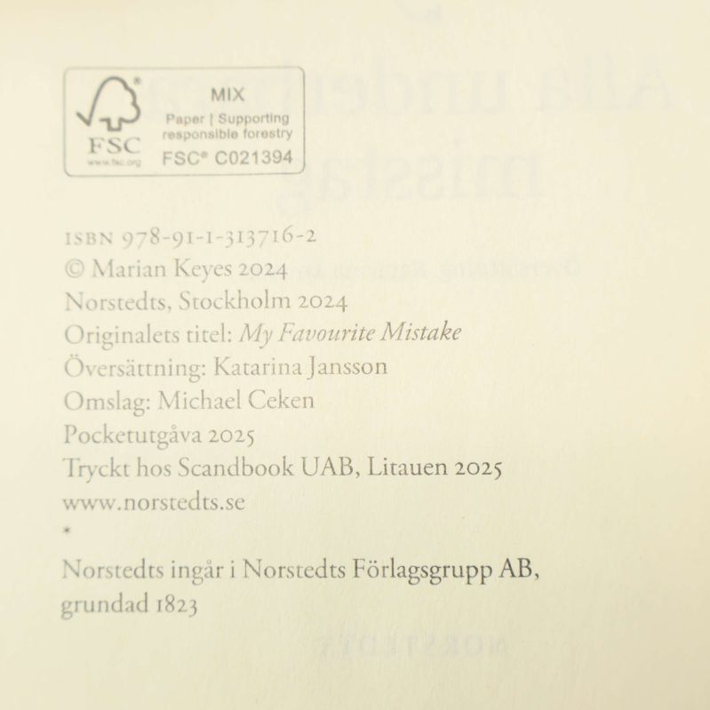 Närbild på copyright-sida med ISBN 978-91-1-313716-2 och utgivningsår