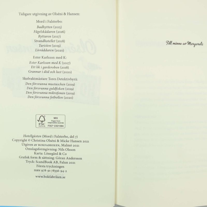 Kulturnotis och utgivningsinformation från boken Hotellgästen samt ISBN-nummer