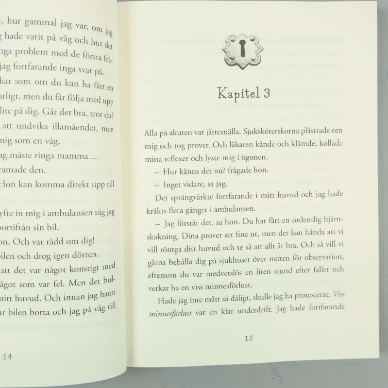 Uppslag ur boken Sal 305, kapitel 3 med lättläst text