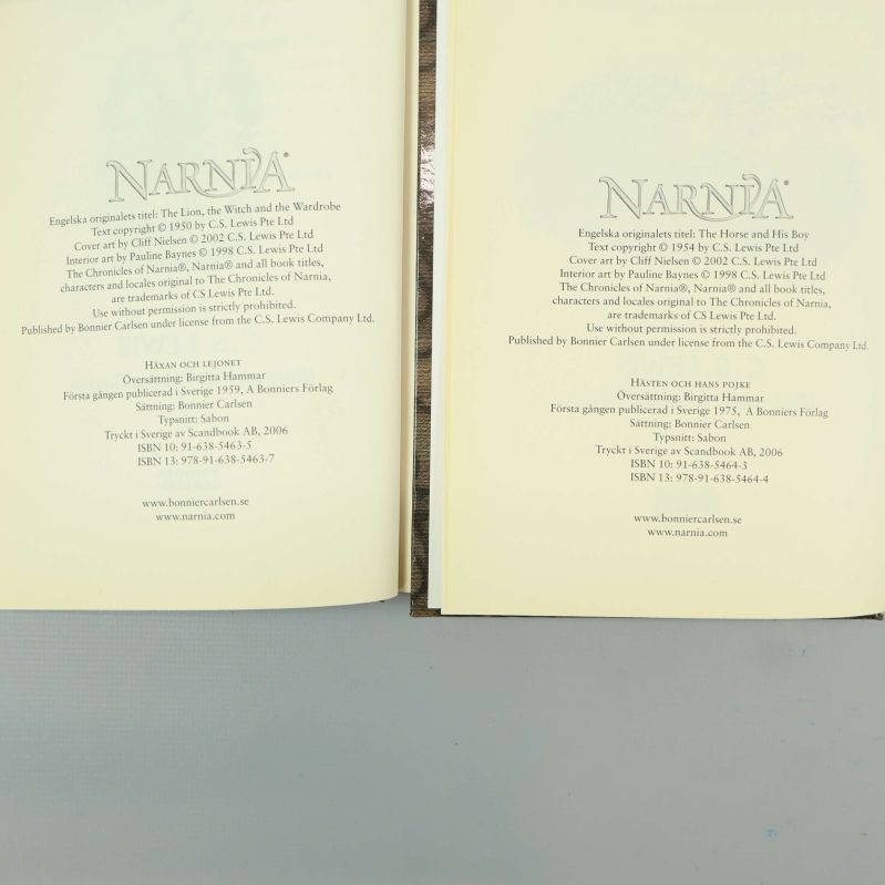 Informationssidor med ISBN och copyright för båda Narnia-böcker