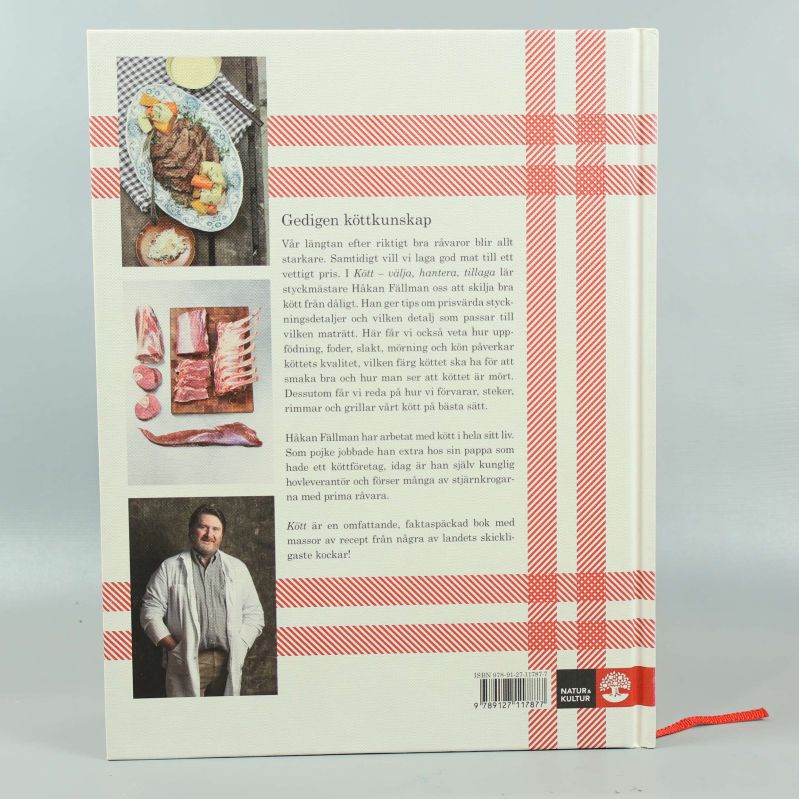 Baksida av kokboken Kött med beskrivande text och matfoton
