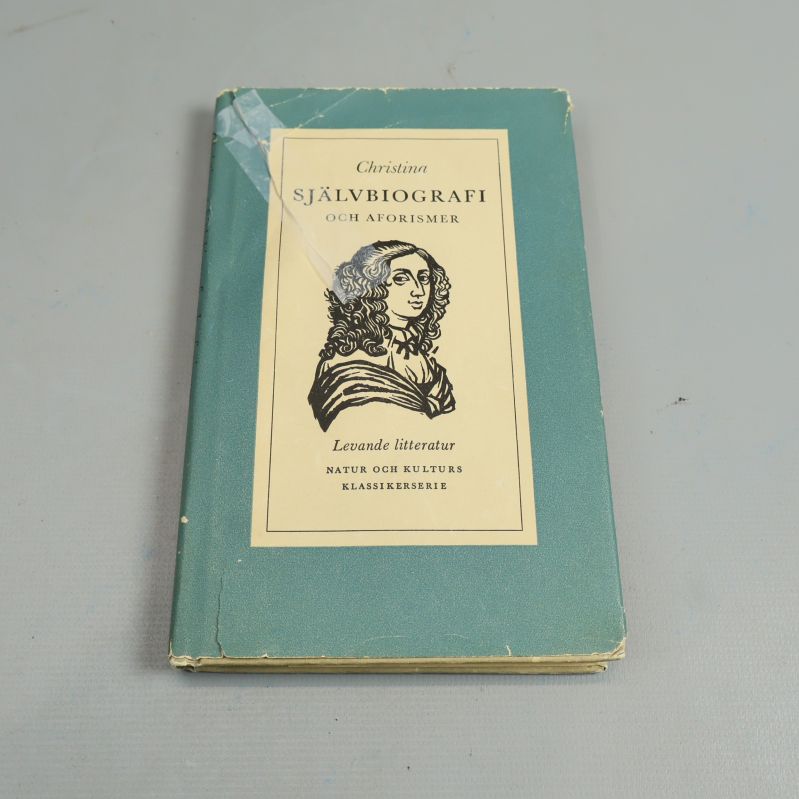 Framsida av boken Självbiografi och aforismer med teckning av Christina