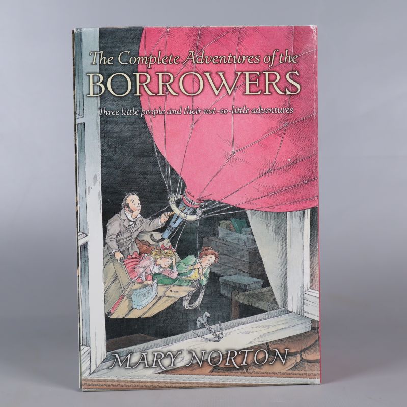 Omslag till en av böckerna i The Complete Adventures of the Borrowers med luftballong