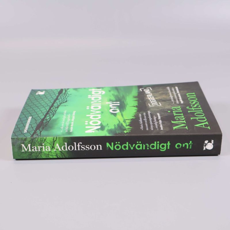 Rygg på pocketbok Nödvändigt ont av Maria Adolfsson
