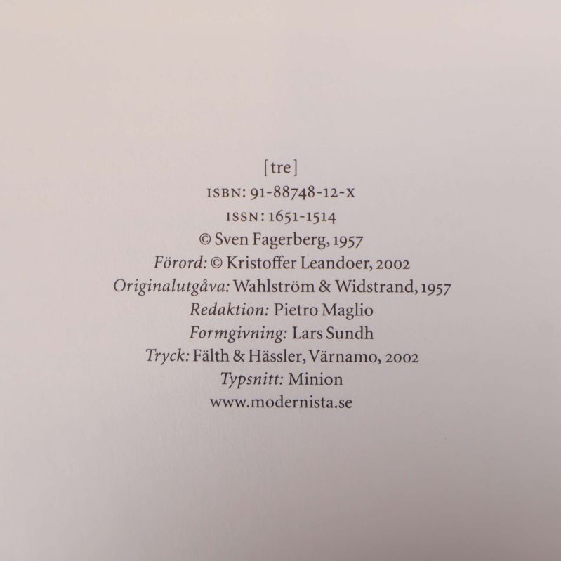 Tryckinformation och ISBN i boken Höknatt, närbild på colofon