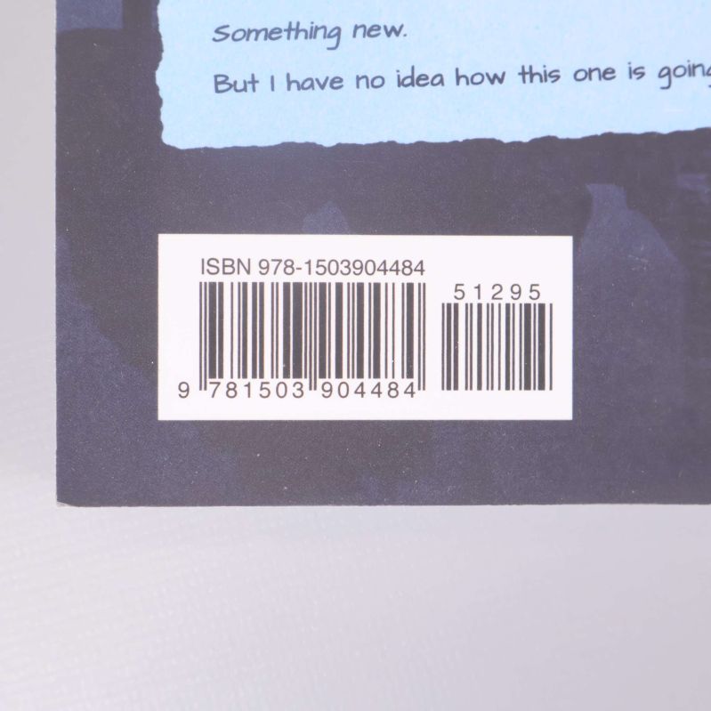 Närbild på bakre omslag med ISBN 978-1503904484 och streckkod