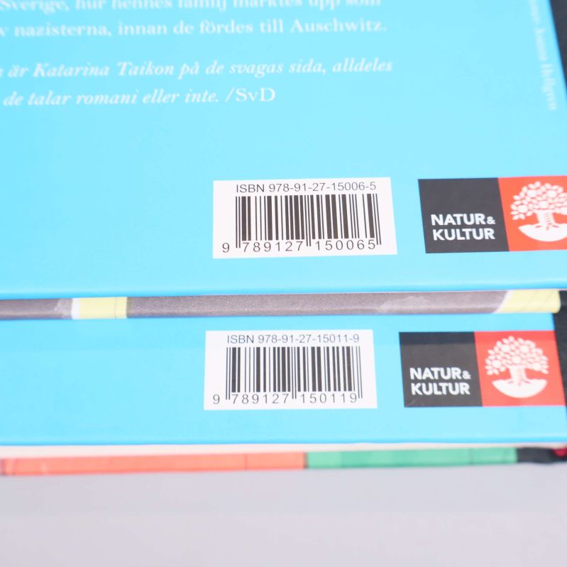 Två ISBN-koder på baksidan av Katitzi-böcker från Natur & Kultur