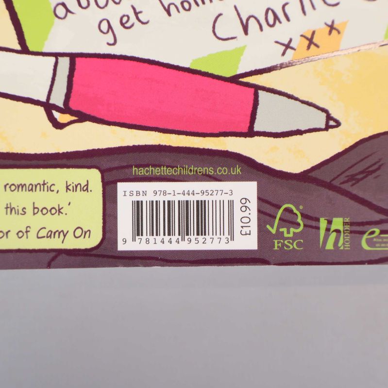 Närbild på ISBN-kod på Heartstopper volym 3 bakre omslag