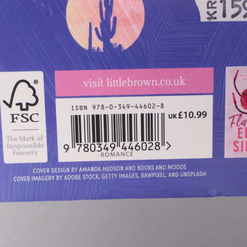 Närbild på ISBN och streckkod för Fever Dream