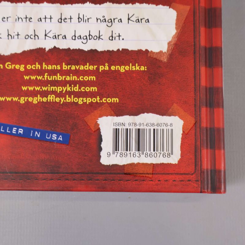 Närbild på baksida med ISBN 978-91-638-6076-8 och streckkod