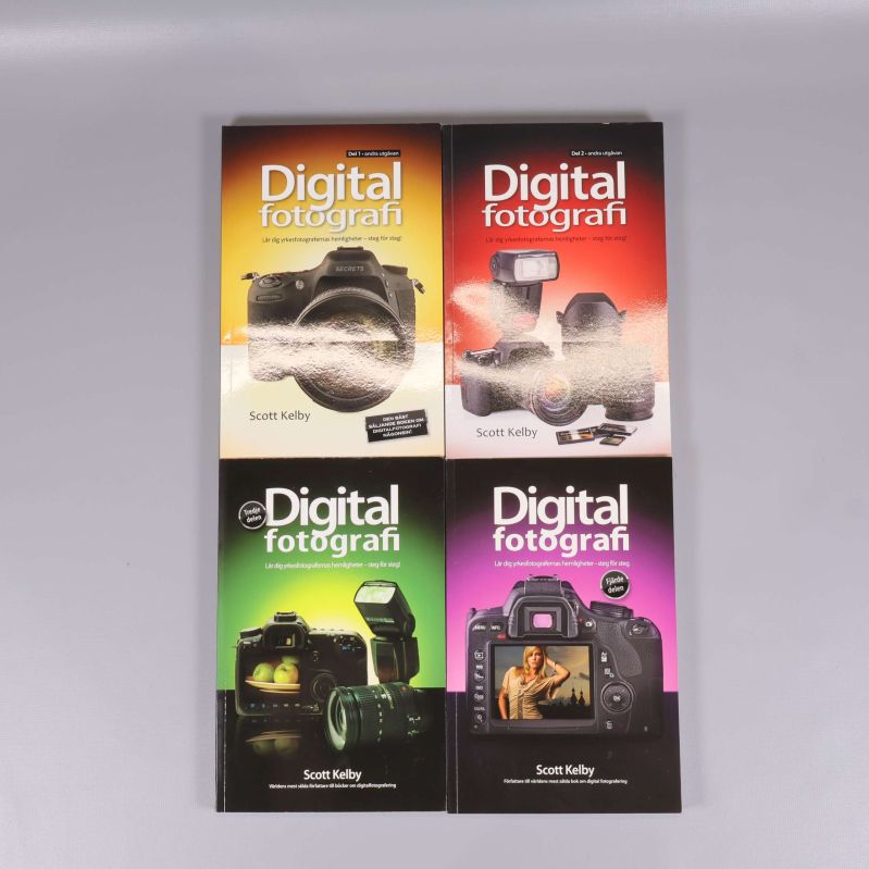 Framsidor av Digital fotografi 1, 2, 3 och 4 i olika färger